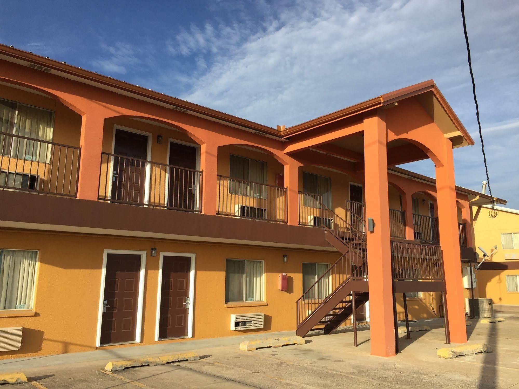 Texas Inn San Benito Near Harlingen Zewnętrze zdjęcie
