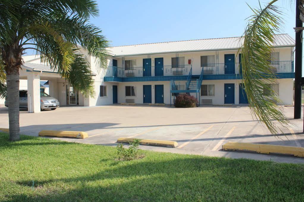 Texas Inn San Benito Near Harlingen Zewnętrze zdjęcie